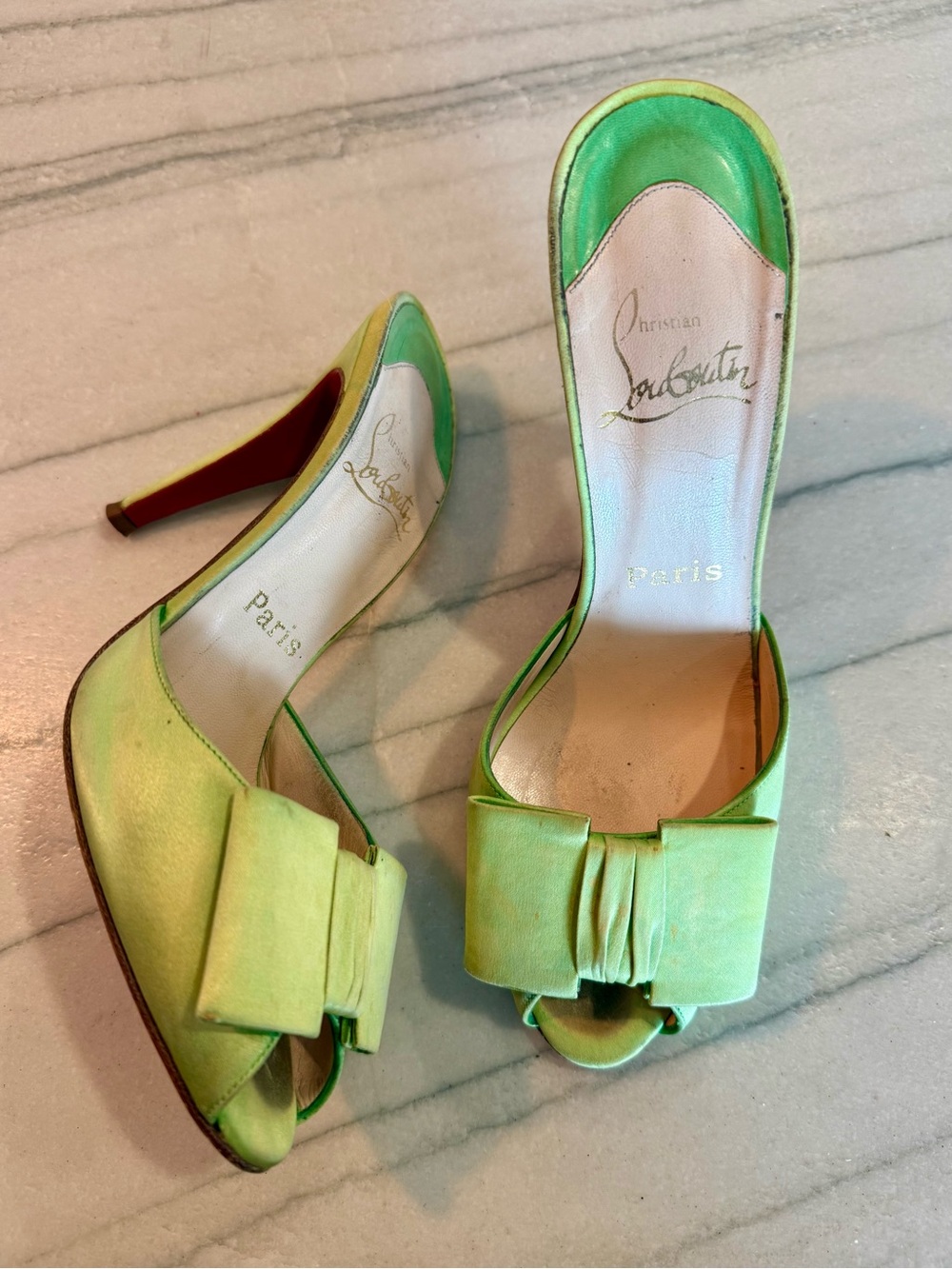 Vintage Y2K Christian Louboutin ‘Jolie’ Women's Green Satin Peep-Toe Pump Bow 38